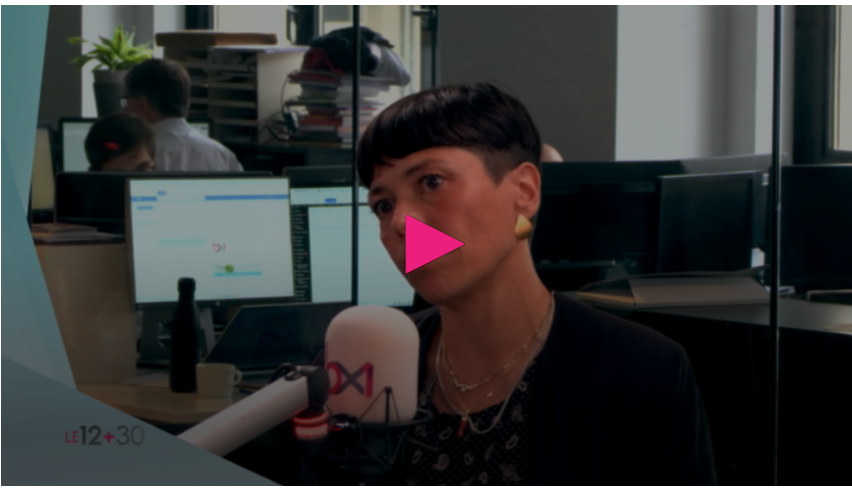 You are currently viewing L’asbl CodeNplay propose des formations gratuites au numérique pour les enseignants : “C’est quelque chose d’essentiel”